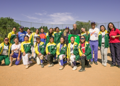 A luta das jogadoras de softbol U15 brasileiras em busca de patrocínios para competições internacionais