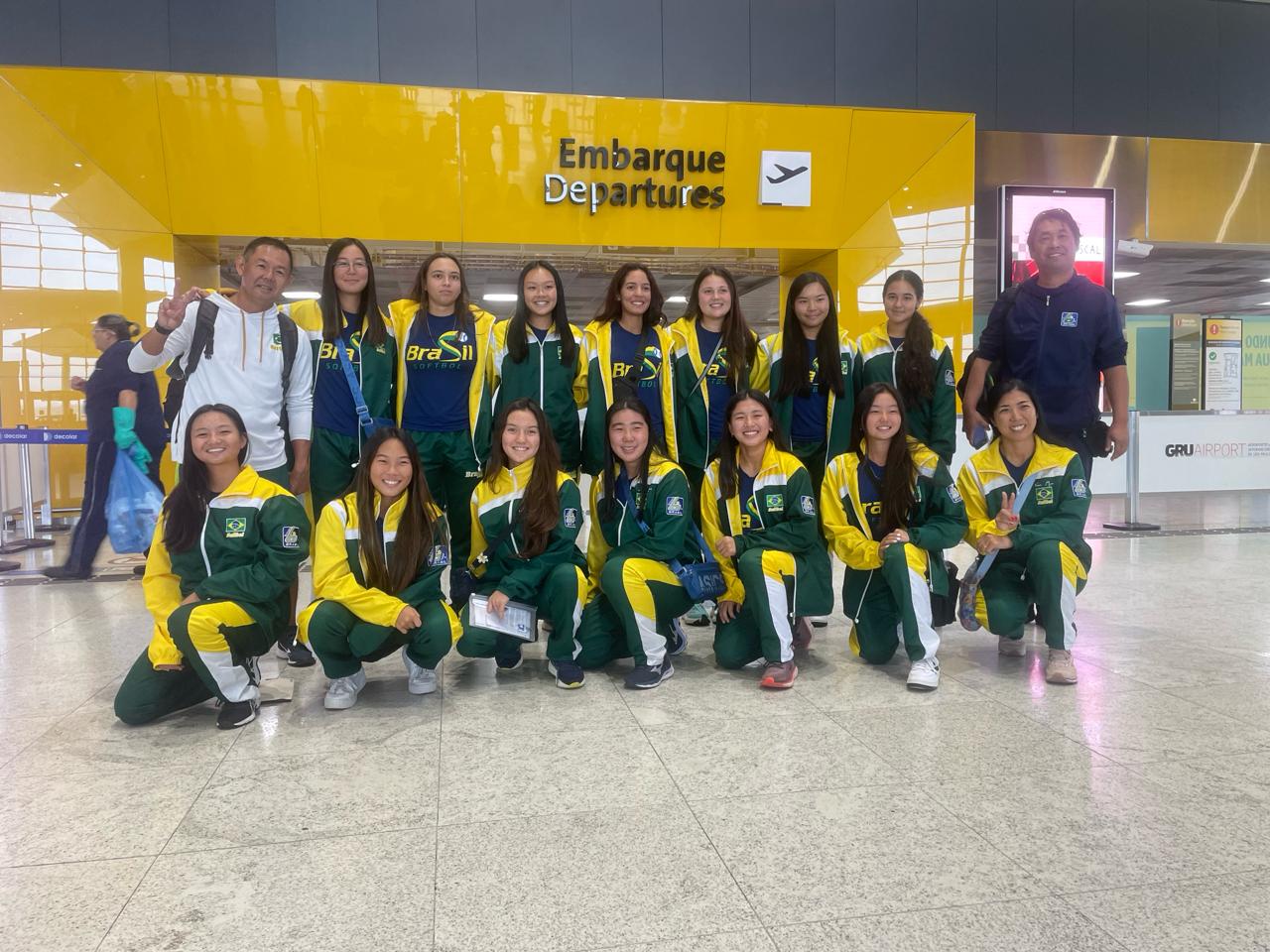 Embarque da Seleção Brasileira Sub-18 Feminina de Softbol para o Pan Americano na Colômbia