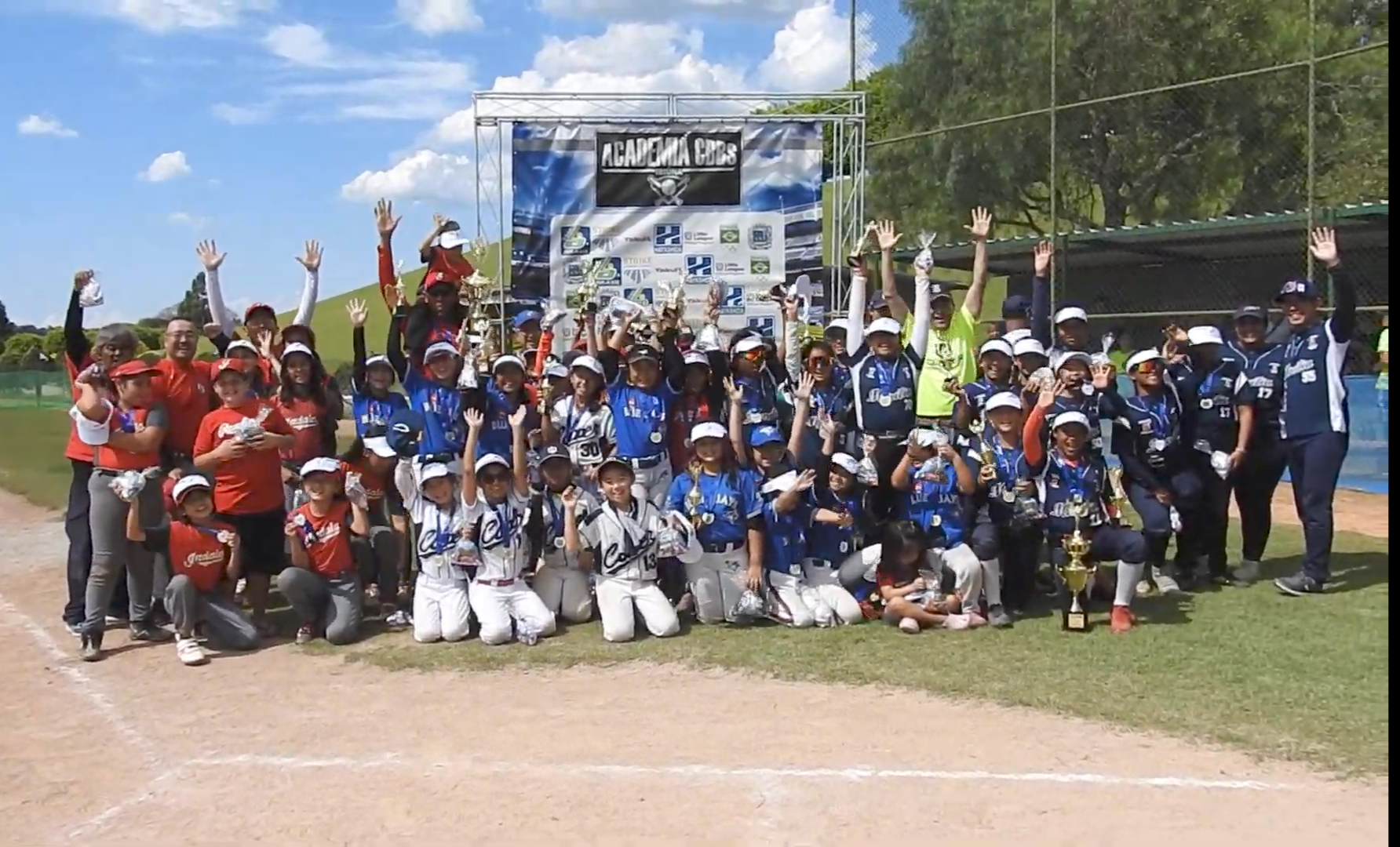 XX Copa Adulta de Softbol Feminino Interclubes: Um Evento Imperdível!