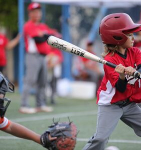 Melissa e o Espírito de Solidariedade no Softbol e Beisebol