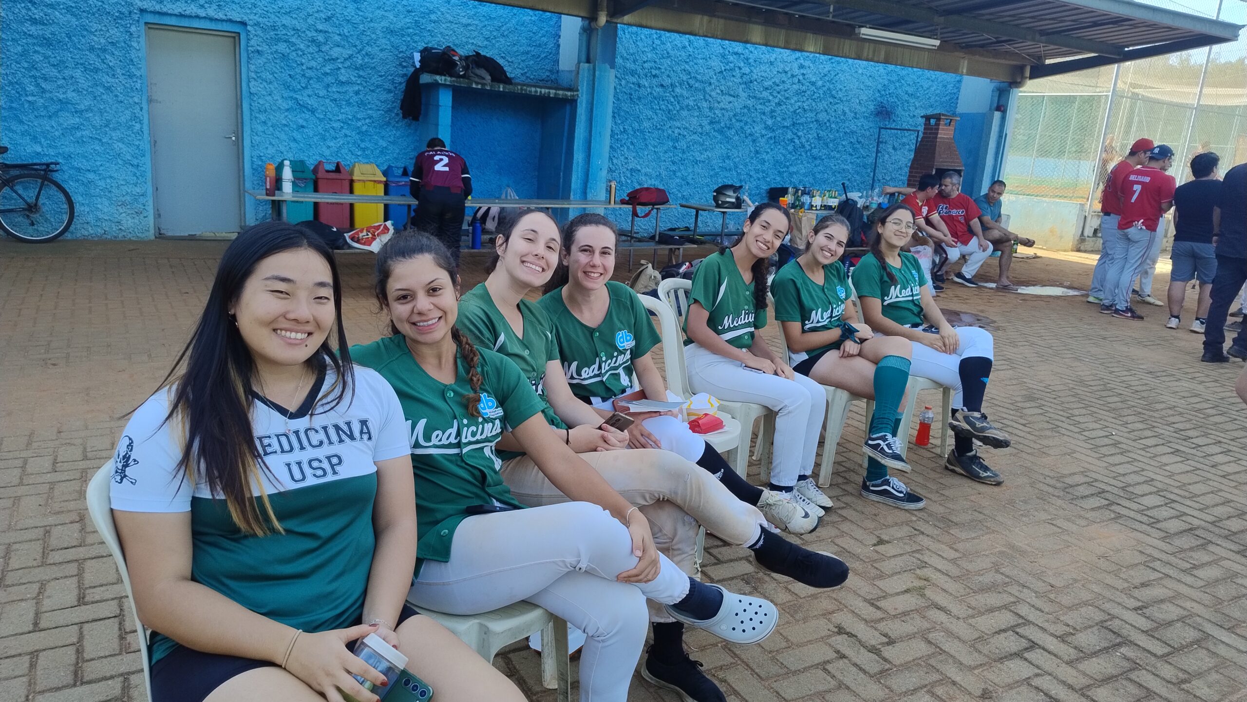 Necessitamos treinar melhor nossos técnicos e treinadores de Beiseball e Softball.
